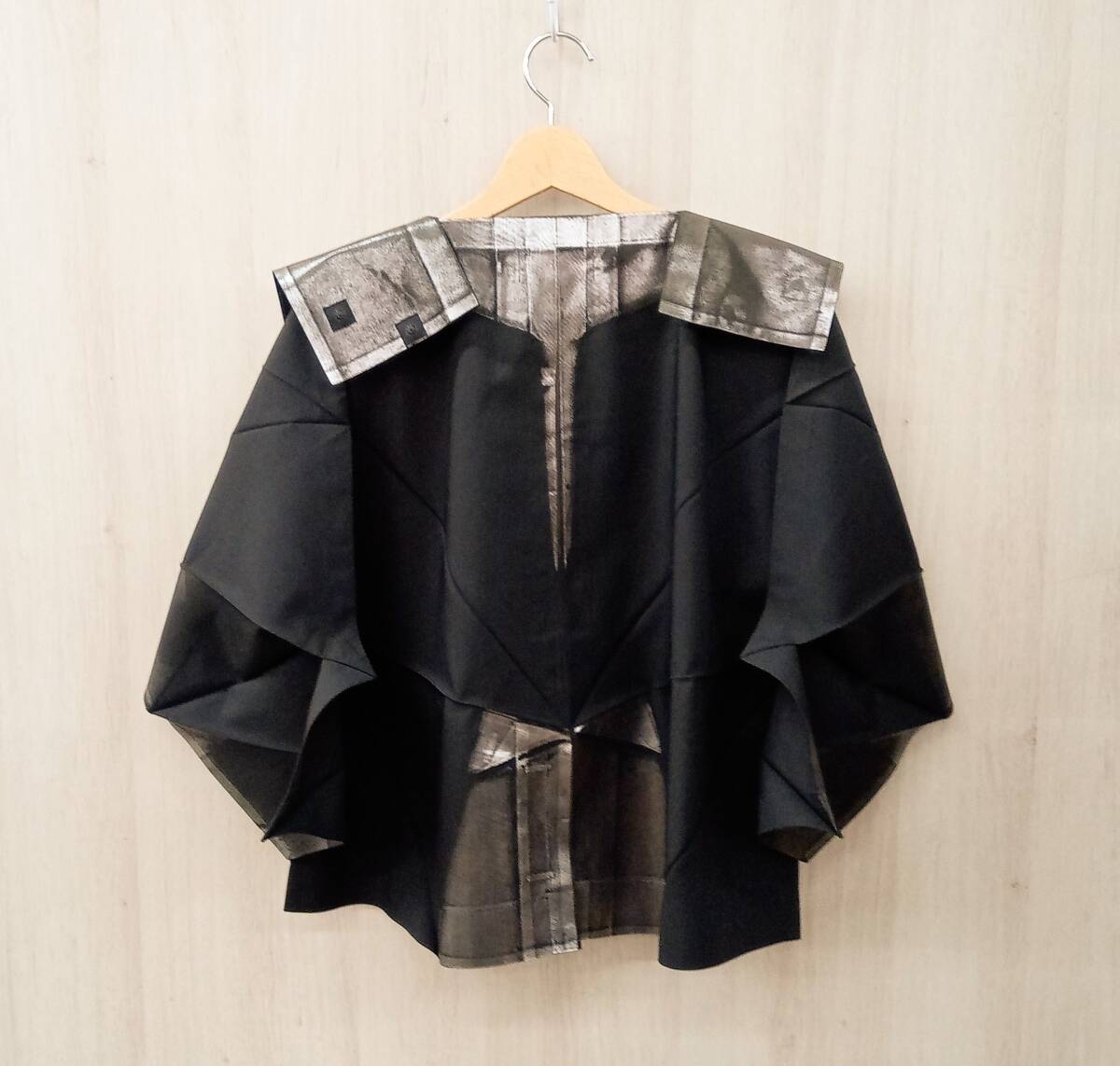 ISSEY MIYAKE/イッセイミヤケ/ジャケット/Modi fied Square Shirt Jacket/1L55 FD001/XLサイズ/ブラック_画像2