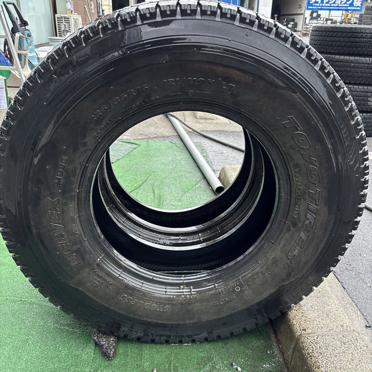 225/85R16 121/119 N LT TOYO M934 中古スタッドレスタイヤ2本セット:17000円_画像5