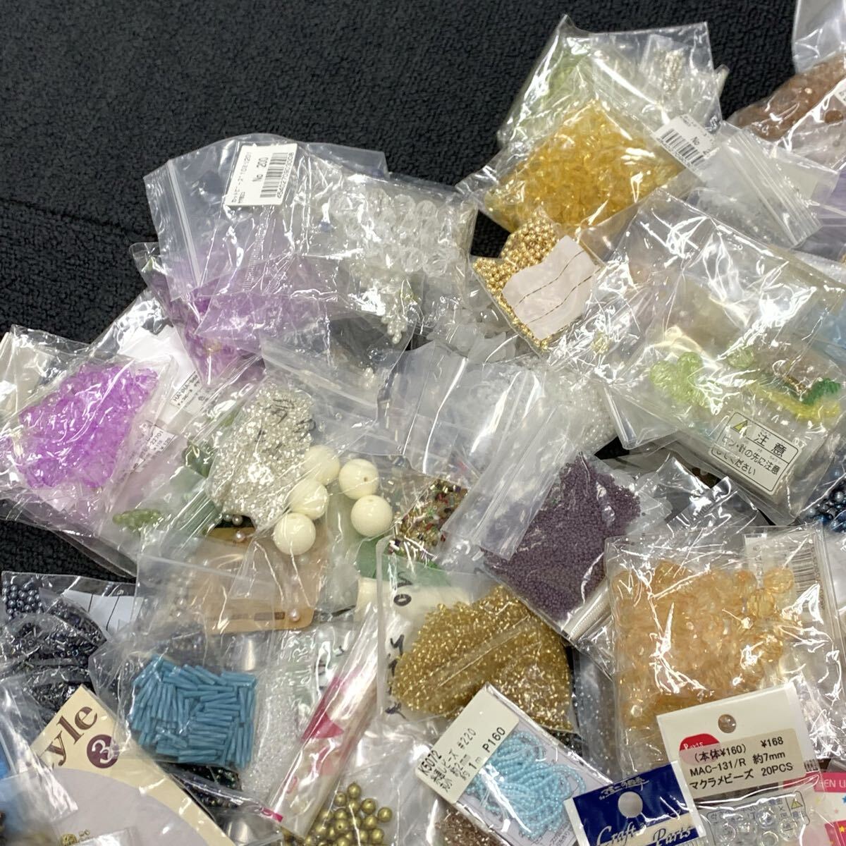 H■? ビーズ 大量 まとめ売り 約7kg ガラスビーズ ラウンドビーズ シードビーズ 竹ビーズ 極小 丸小 丸大 色々 ハンドメイド 手蕓 パーツ