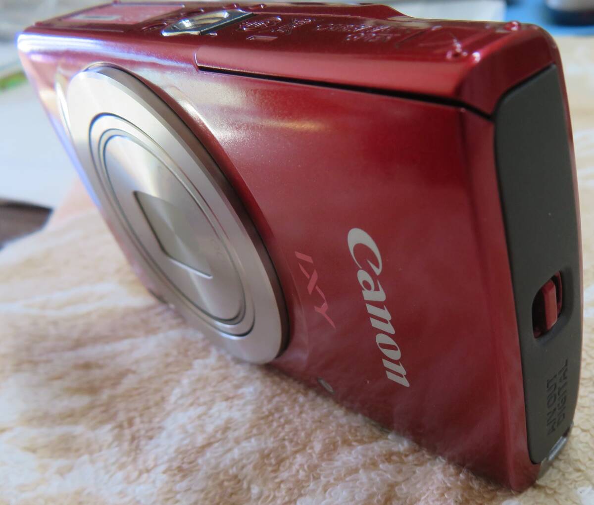 ★★　キャノンCANON/IXY200/2M/8倍/赤/充電器　★★