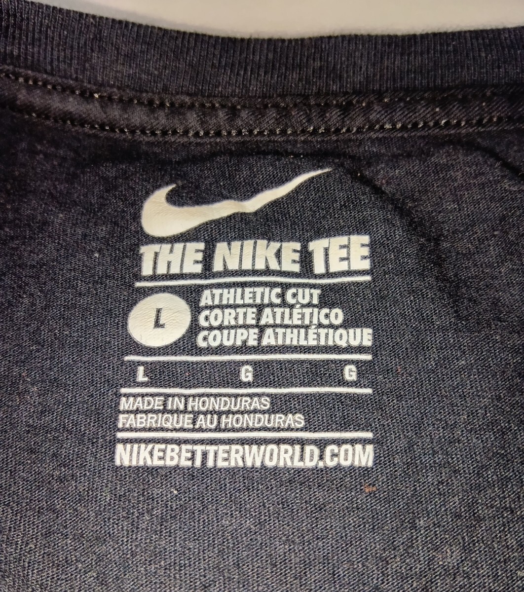 ☆THE NIKE TEE サイズL 半袖TシャツNCAAバスケットボールCOTTONスポーツ黒ブラックCHAMPIONSファッションDティー ナイキ BETTER WORLD.COM_画像2
