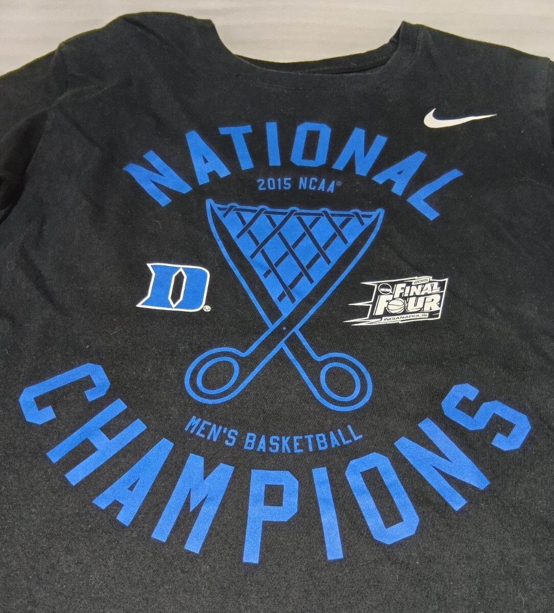 ☆THE NIKE TEE サイズL 半袖TシャツNCAAバスケットボールCOTTONスポーツ黒ブラックCHAMPIONSファッションDティー ナイキ BETTER WORLD.COM_画像3