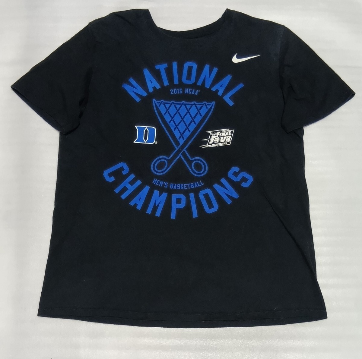 ☆THE NIKE TEE サイズL 半袖TシャツNCAAバスケットボールCOTTONスポーツ黒ブラックCHAMPIONSファッションDティー ナイキ BETTER WORLD.COM_画像1