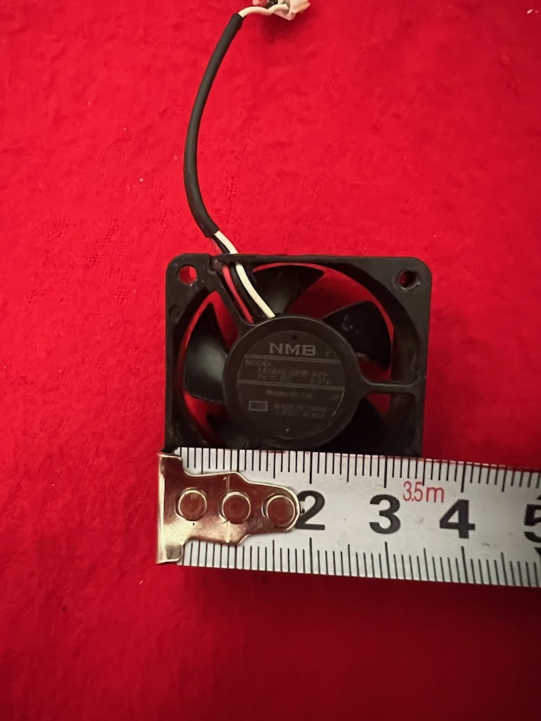 動(dòng)作品　パナソニック ブルーレイディスクレコーダー DMR -BRW1010用 冷卻ファン NMB 1406KL-09W-S29　(n52)