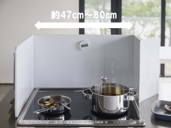 伸縮 レンジガード (白)キッチン レンジ周り 汚れ防止 油飛び防止 目隠し ホワイト 台所用品 便利 山崎実業 タワー_画像6