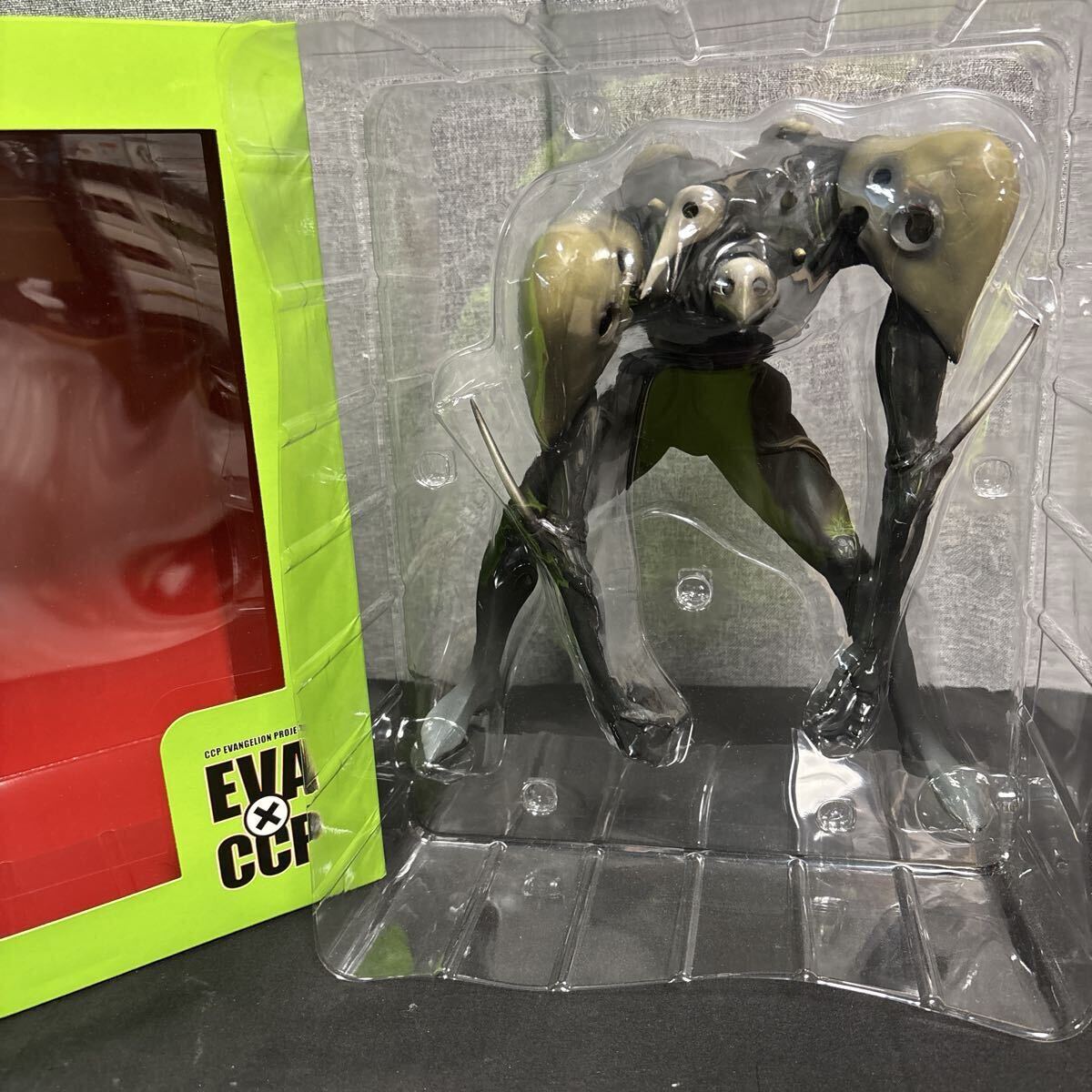 rtno CCP 新世紀エヴンゲリオン 第4の使徒 LEDつき サキエル ハイグレードver 発光ギミック付き_画像2