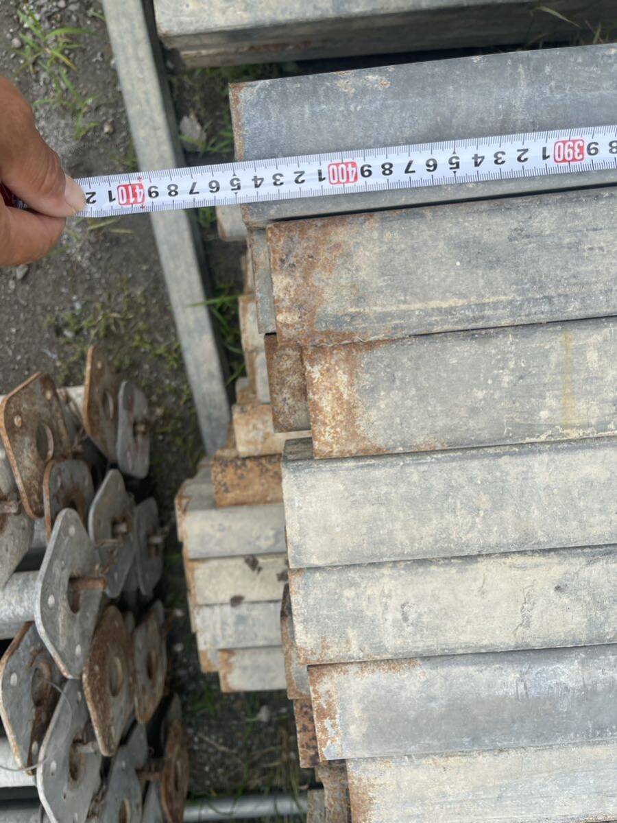 角パイプ 鋼管 3m枠基礎 型枠保持材 型枠　60×60㎜ 角鋼管 1本単価1800円 他もあり 引取限定 岐阜県養老町1_画像5