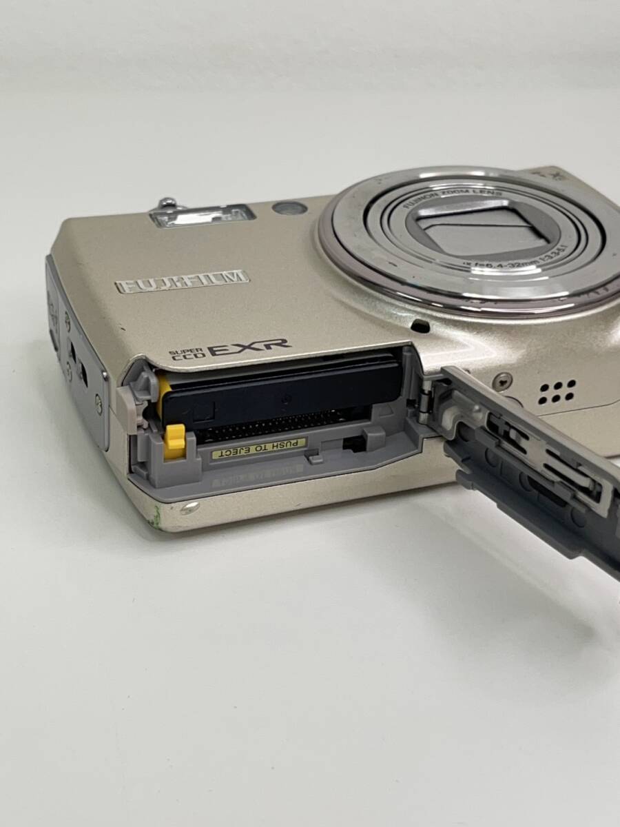 FUJIFILM 富士フィルム FinePix F200EXR コンパクトデジタルカメラ 動(dòng)作未確認(rèn) 【No.3403】