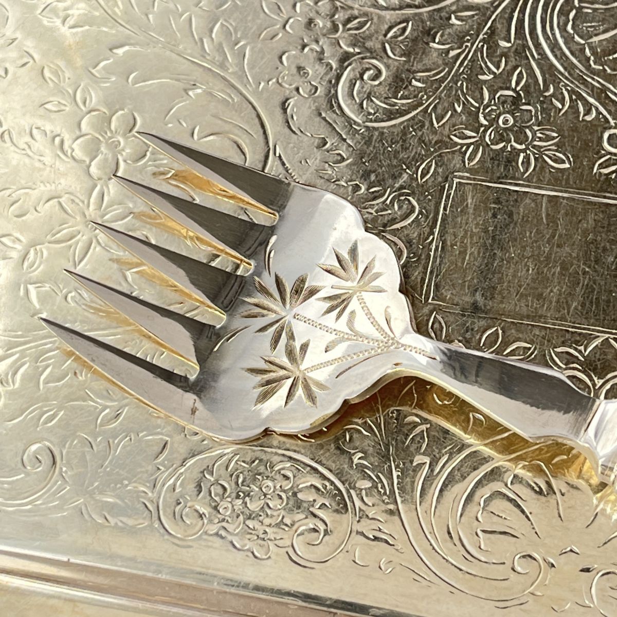 英国】 サーディンサーバー【白蝶貝】マザーオブパール