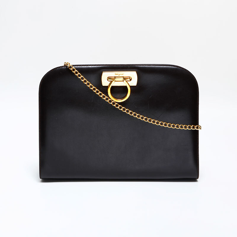 サルヴァトーレフェラガモ Salvatore Ferragamo ショルダーバッグ レザー ガンチーニ ブラウン