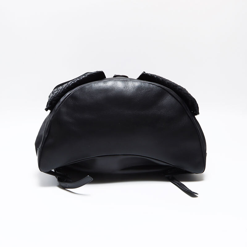 ボッテガヴェネタ BOTTEGAVENETA リュック?デイパック イントレチャート レザー ブラック