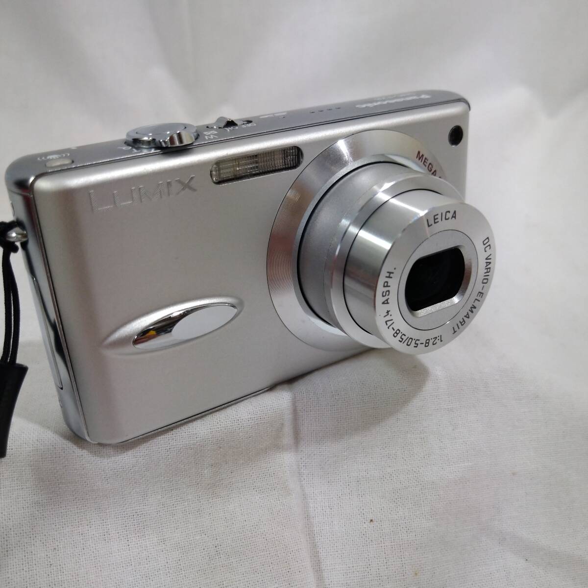 【Panasonic】パナソニック LUMIX ルミックス DMC-FX8 コンパクトデジタルカメラ【デジカメ コンデジ 寫真 當(dāng)時(shí)物 希少 貴重 レア】75