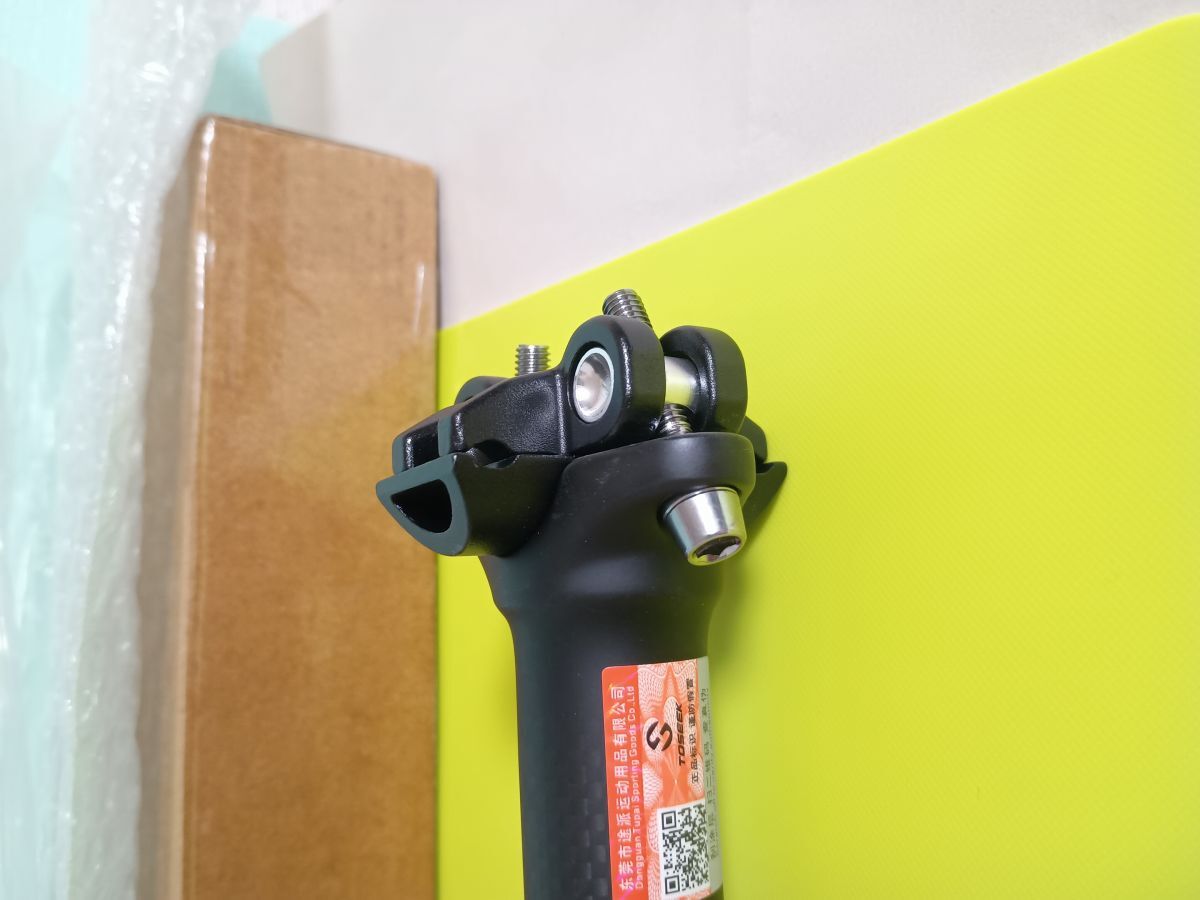 中華カーボンシートポスト 27.2mm/35cm Toseek_画像3