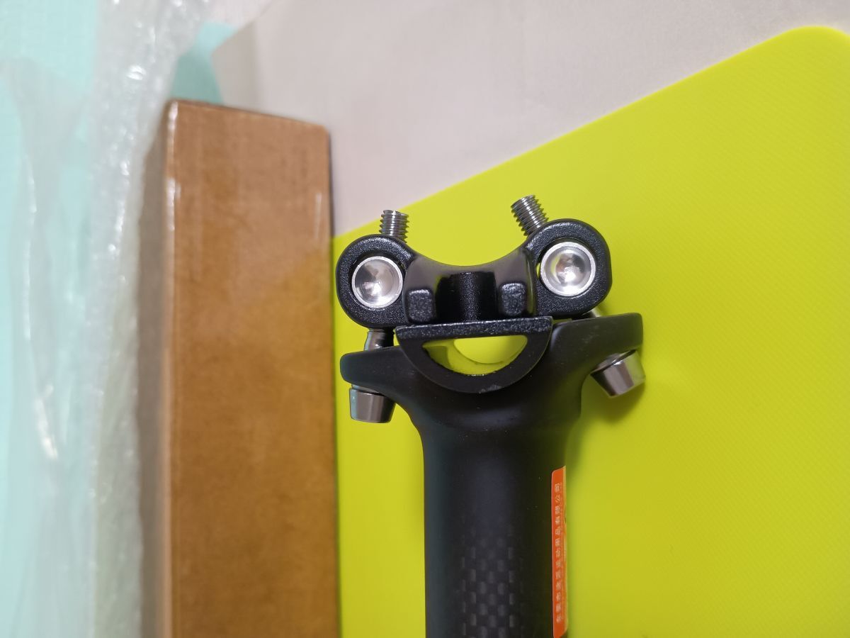 中華カーボンシートポスト 27.2mm/35cm Toseek_画像4