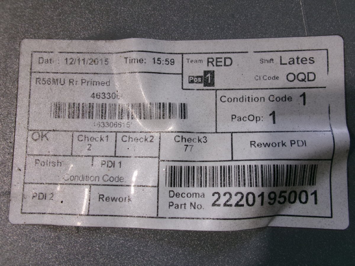 美品 BMW ミニクーパー SU16 R56 純正 リアバンパー ホワイトシルバーA62 Y7.0923 _画像9