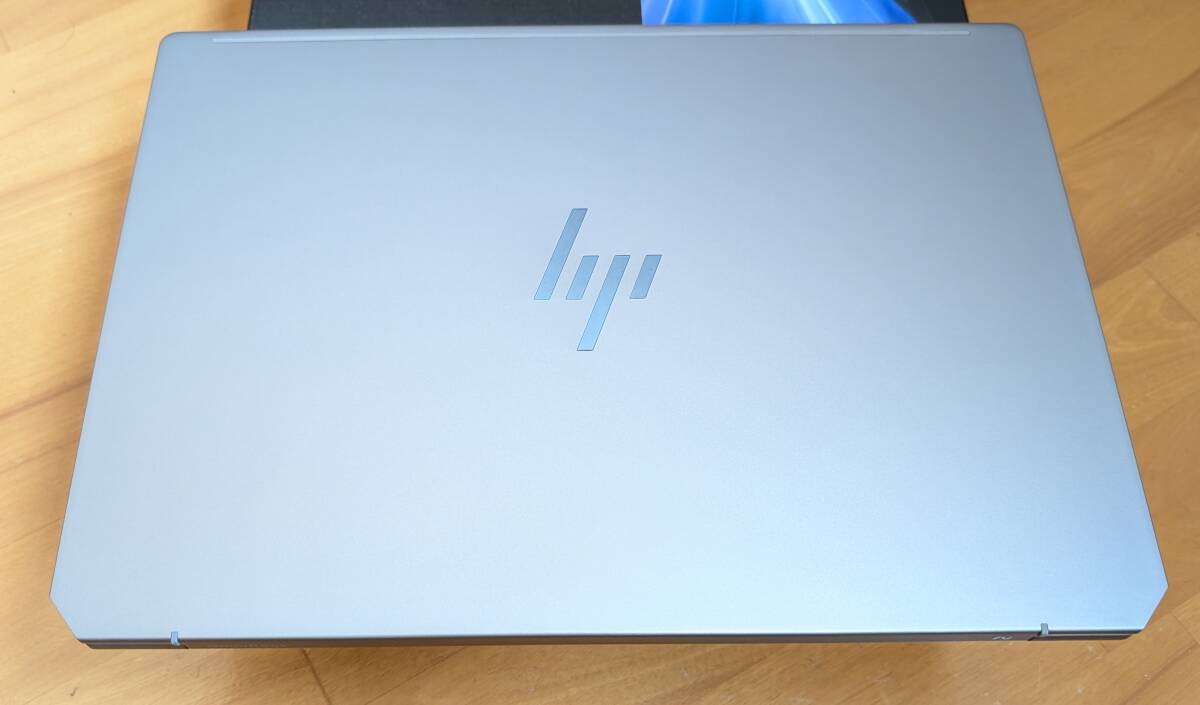 【新品同様:保証付】HP OmniBook Ultra Laptop 14 fd0005AU AMD Ryzen AI 9 365/メモリ 16GB/SSD 1TB/14型/win11/office24 25年1月製_画像8