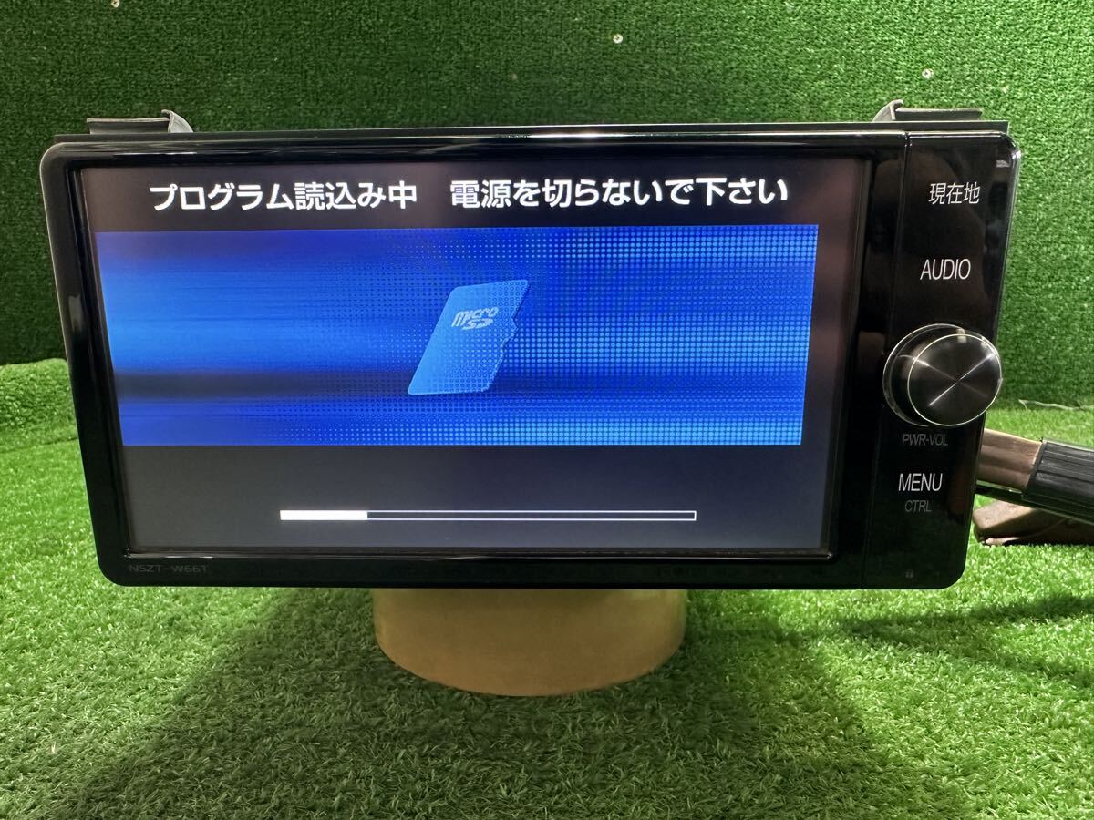 トヨタ純正 NSZT-W66T 08605-00A50 メモリーナビ フルセグ DVD CD Bluetooth 地図データ2017年 _画像1