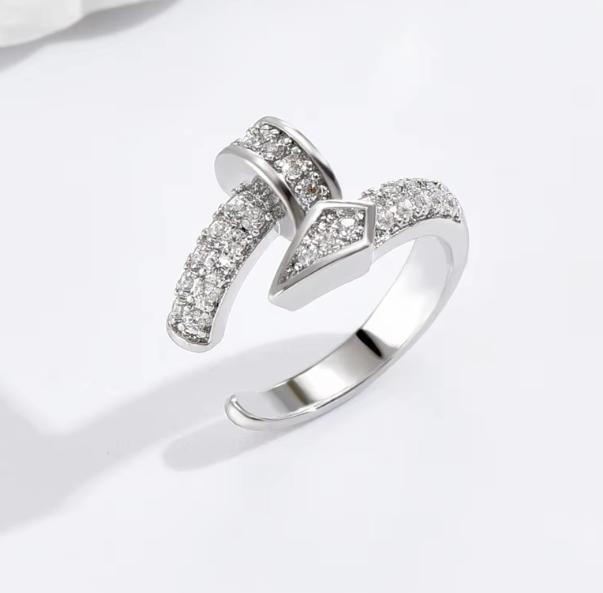 1021★新品未使用★レディース シルバー 釘 イヤーカフ czダイヤモンド ジュエリー イヤリング ピアス アクセサリー 女性 シンプル_画像3