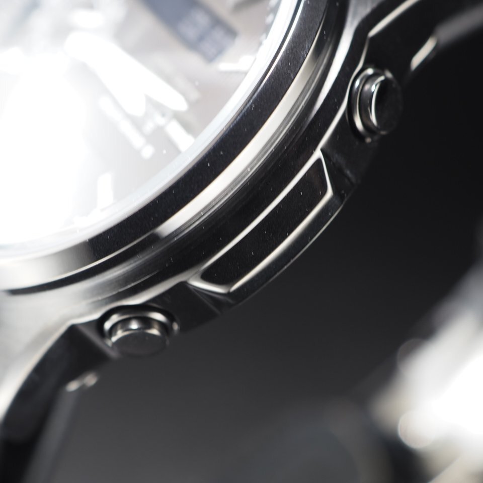 ◆未使用/超美品/1円~◆ CASIO カシオ LINEAGE リニエージ LCW-M300DB-1AJF 電波ソーラー 未使用 保管品 デジアナ 腕時計 「27683」