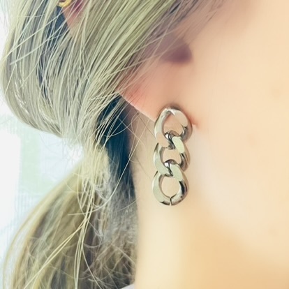 送料無料★akeeeeey★【アレルギー対応】ステンレス☆デザインチェーン メタルピアス_Ⅴ｜アレルギーフリー ゆれるピアス チェーンピアス_画像3