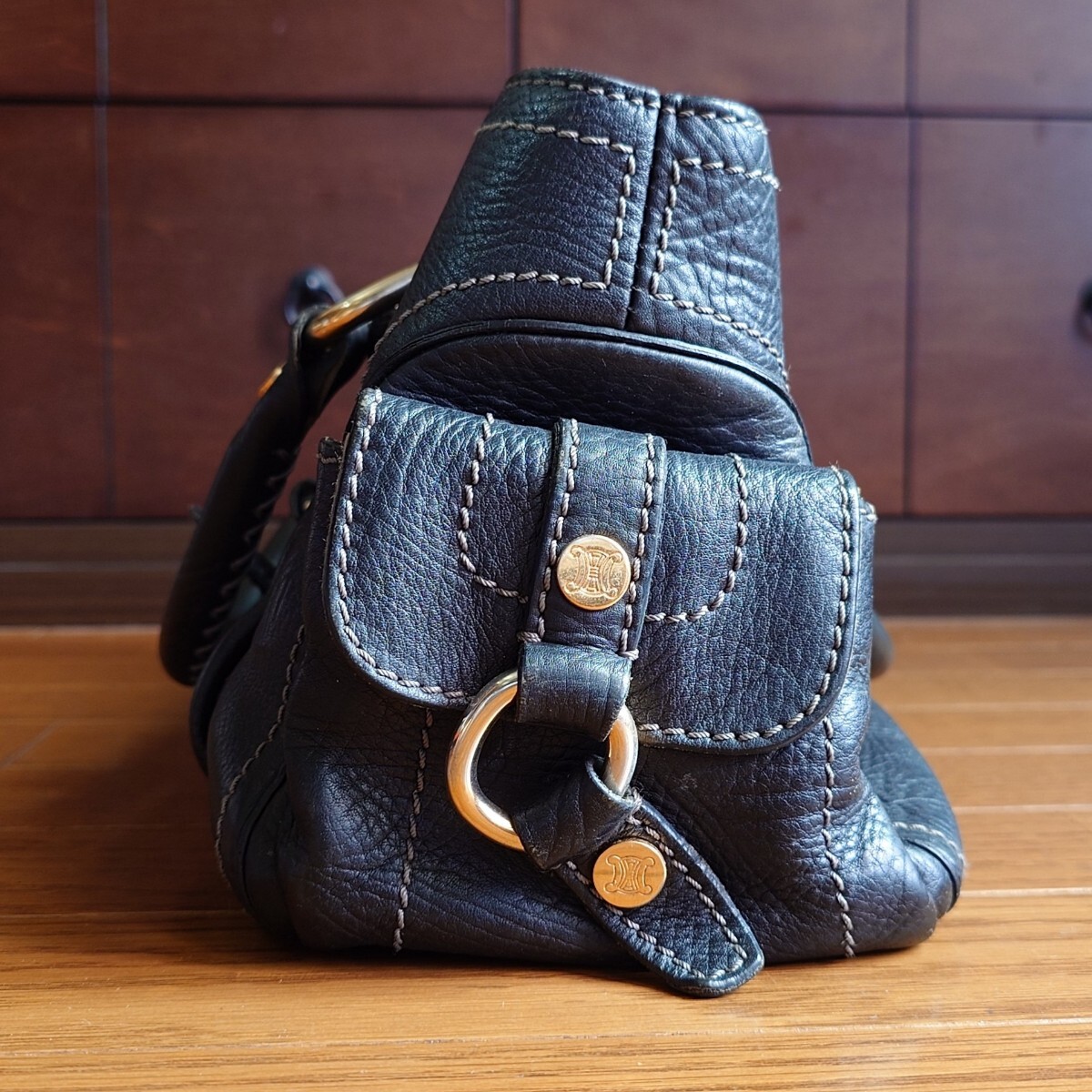 大人気 CELINE セリーヌ トリオンフ ブギーバッグ トートバッグ ハンドバッグ レザー 革 黒 ブラック ステッチ ゴールド金具 