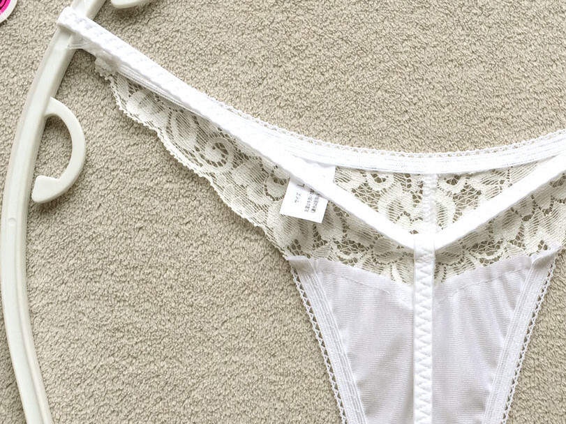 【ラ?ポーム/La-Pomme】ハイレグＶフロント★つやつや光沢フェリカ＆フラワーレース★ＧストリングTバック/白?新品/日本制