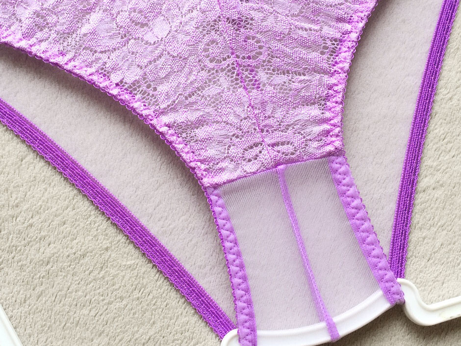 【ラ?ポーム/La-Pomme】くっきりセンターシーム?お花刺繍レース＆透け透けシースルー★淺履きフルバック/パープル?新品/日本制