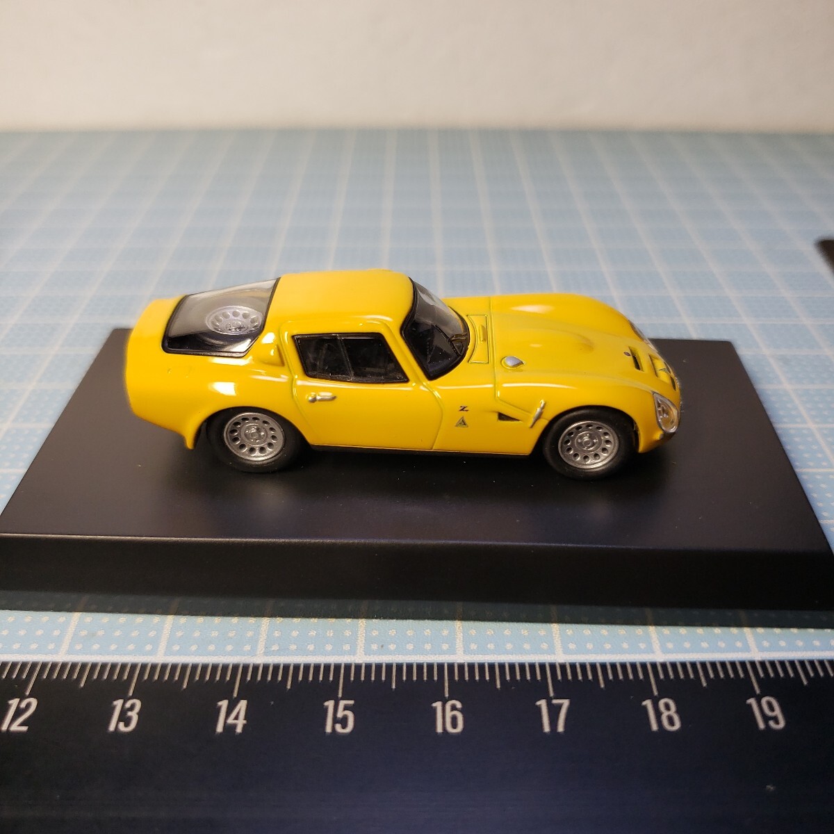  Kyosho 1/64 Alpha Romeo миникар коллекция Alpha Romeo TZ2