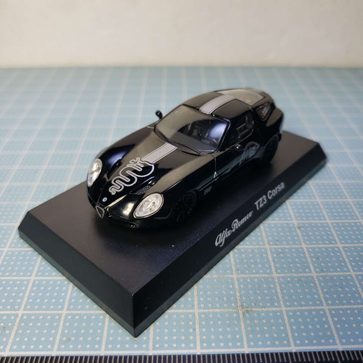 Kyosho 1/64 Alpha Romeo миникар коллекция Alpha Romeo TZ3 Corsa чёрный