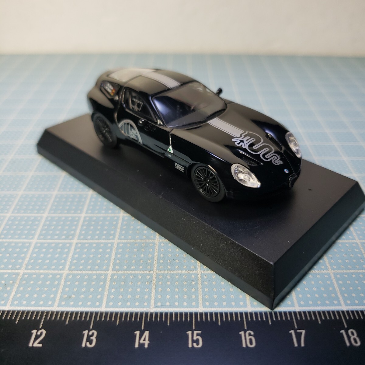 Kyosho 1/64 Alpha Romeo миникар коллекция Alpha Romeo TZ3 Corsa чёрный