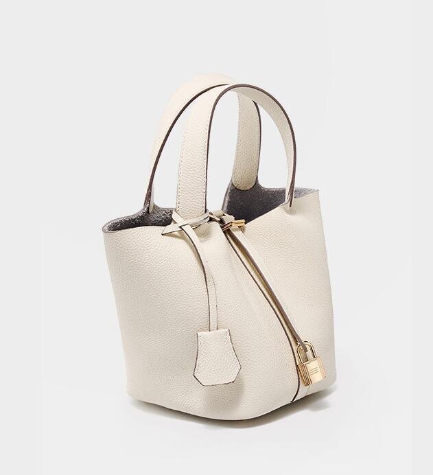 牛革 大容量 多機能 レディースバッグ 超人気 トートバッグ本革 【ベージュ】