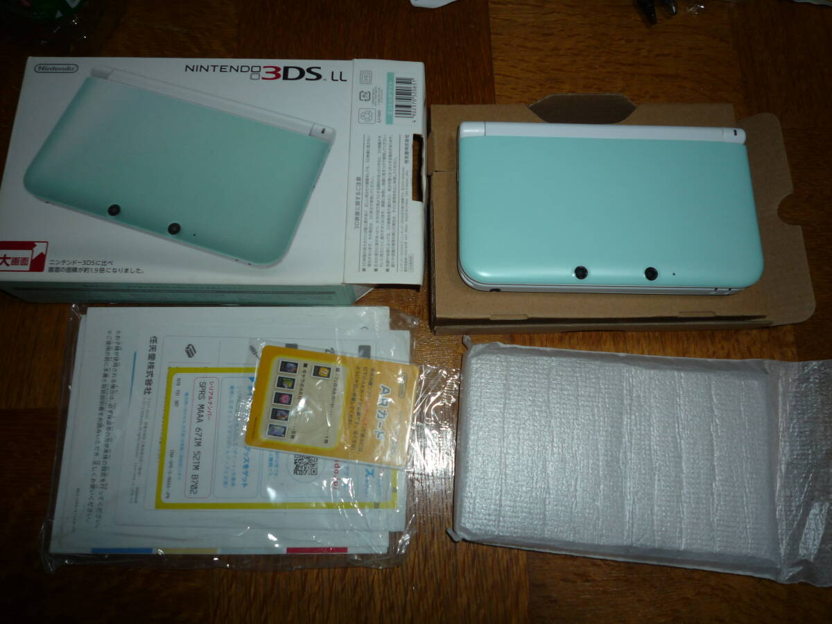 ニンテンドー３ＤＳＬＬ　ミント×ホワイト　箱付き本體　ジャンク扱??