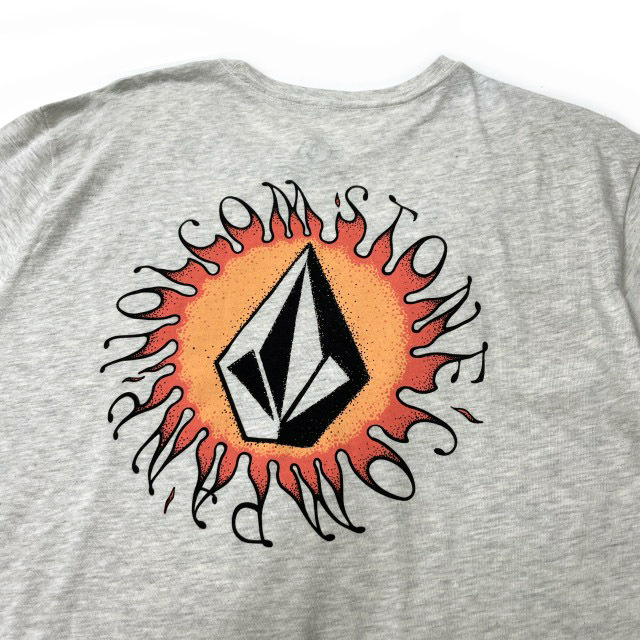 売切り【正規新品】VOLCOM ボルコム◆半袖 Tシャツ スケート サーフ ストーンロゴ 男女兼用 バックプリント(XL)グレー 250617_画像6