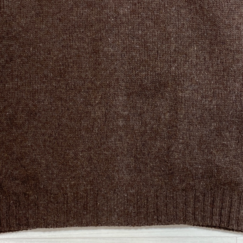 M.&KYOKO/エムアンドキョウコ/ショルダー総柄ステッチ切替/Vネック/5B/ウールカーディガン/ブラウン系/フロントポケット_画像7