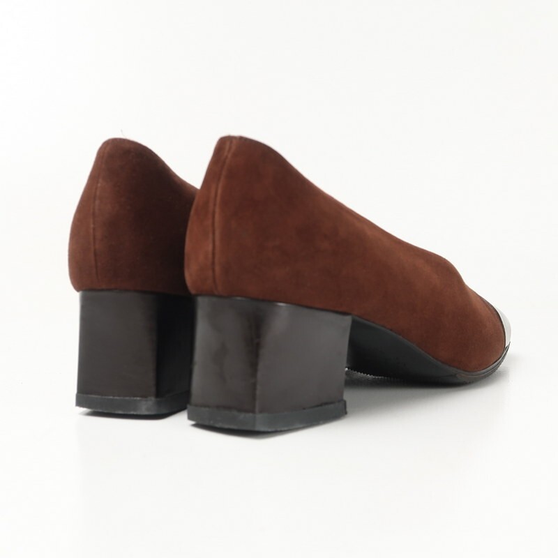 GS0197〇イタリア制*フェンディ/FENDI*スエードレザー*FFロゴ*チャンキーヒール パンプス*36 1/2(23.5cm相當(dāng))*ブラウン×ブラッぬ?