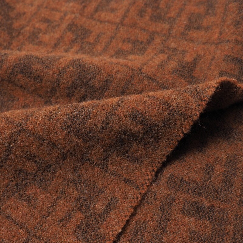 TI9430〇イタリア制*FENDI フェンディ*ウール100％*ズッカ柄 FF ロゴ柄*フリンジ*マフラー ストール*ブラウン系