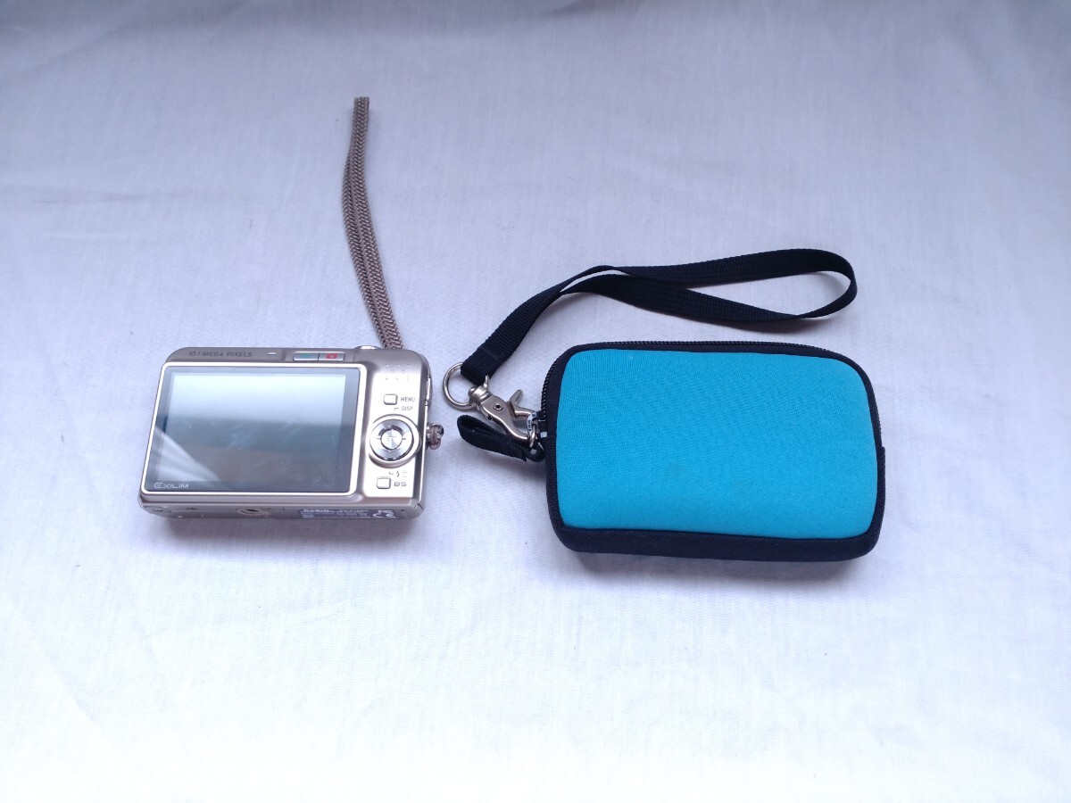 極上コンディション CASIO EXILIM カシオ エクシリムEX-Z1080《動(dòng)作確認(rèn)済》取扱説明書＆ディスク バッテリー チャージャー ＳＤカード他