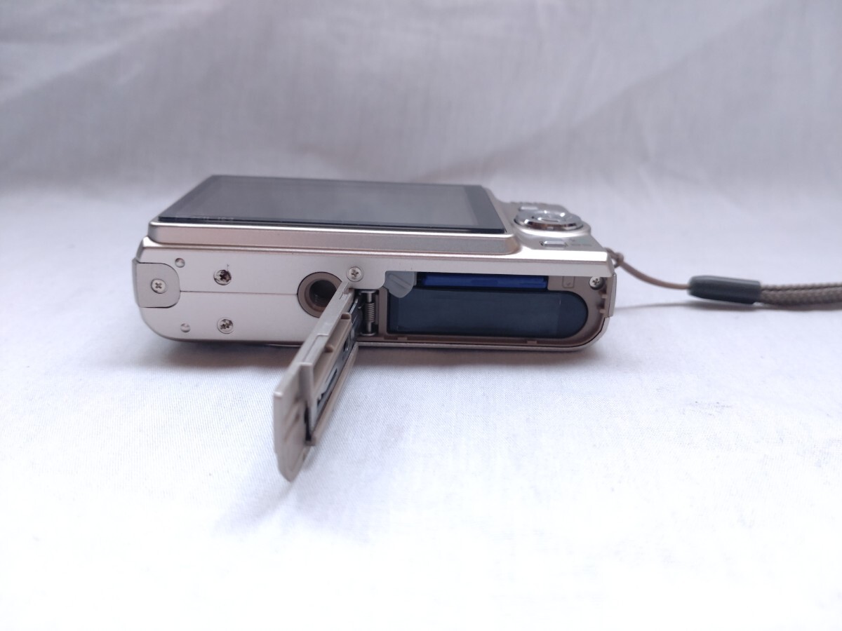 極上コンディション CASIO EXILIM カシオ エクシリムEX-Z1080《動(dòng)作確認(rèn)済》取扱説明書＆ディスク バッテリー チャージャー ＳＤカード他