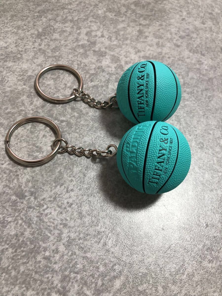 ティファニーブルー　バスケットボール　キーホルダー　キーリング　スポルディング　バスケットボール　2個