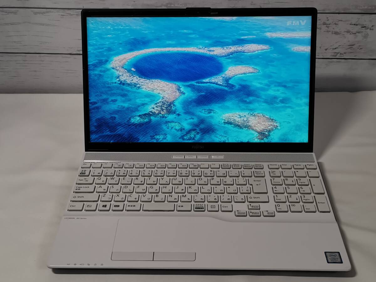 ◇USB回復ドライブ添付 富士通 FMV LIFEBOOK AH53/D3 FMVA53D3W [プレミアムホワイト]i7-8565U/メモリ32GB/M.2 SSD1TB/BD/win11/office2024_画像2