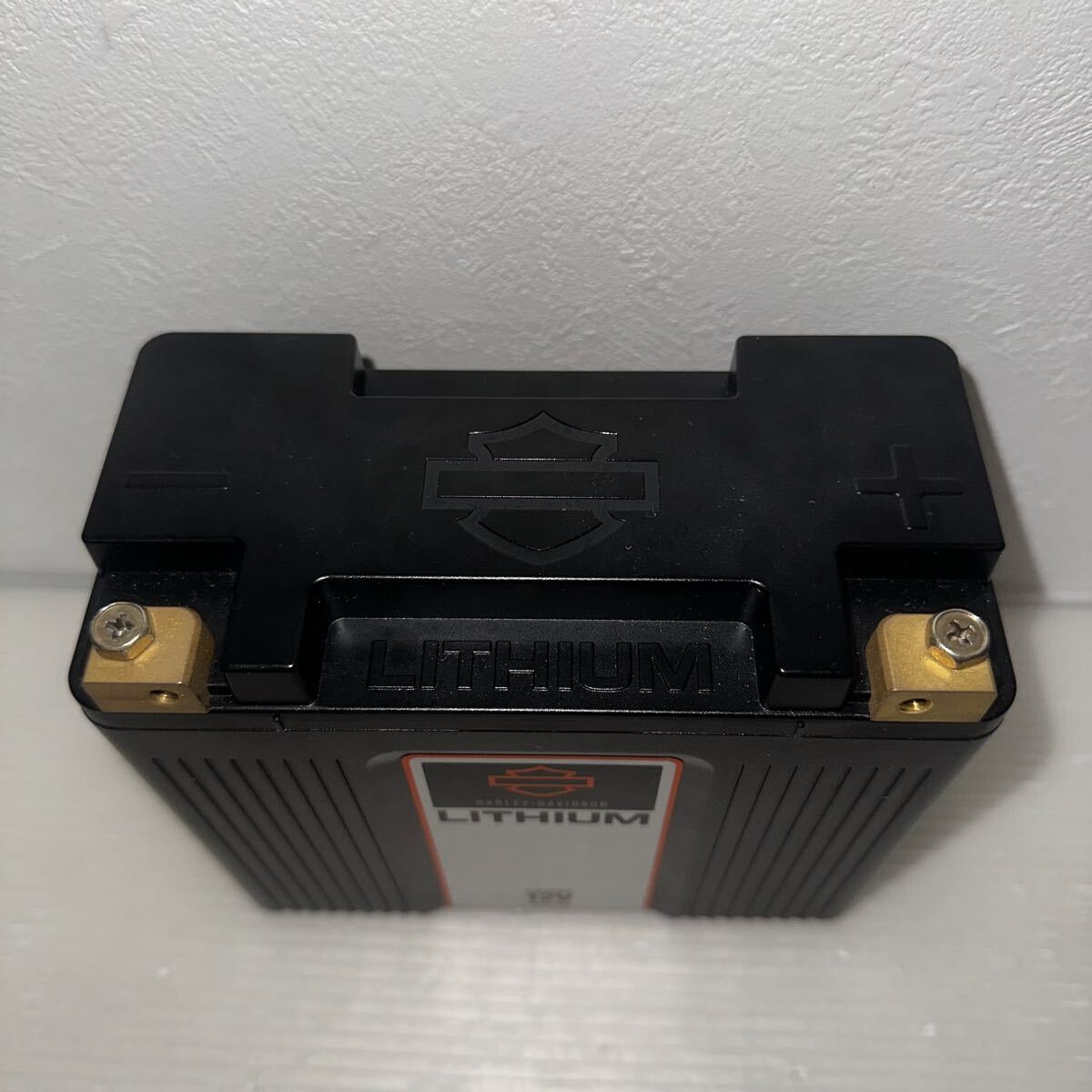 【未使用】Harley-Davidson 純正 リチウムバッテリー 12V 7Ah LiFePO4 66000392 ハーレーダビッドソン バイク用_画像2