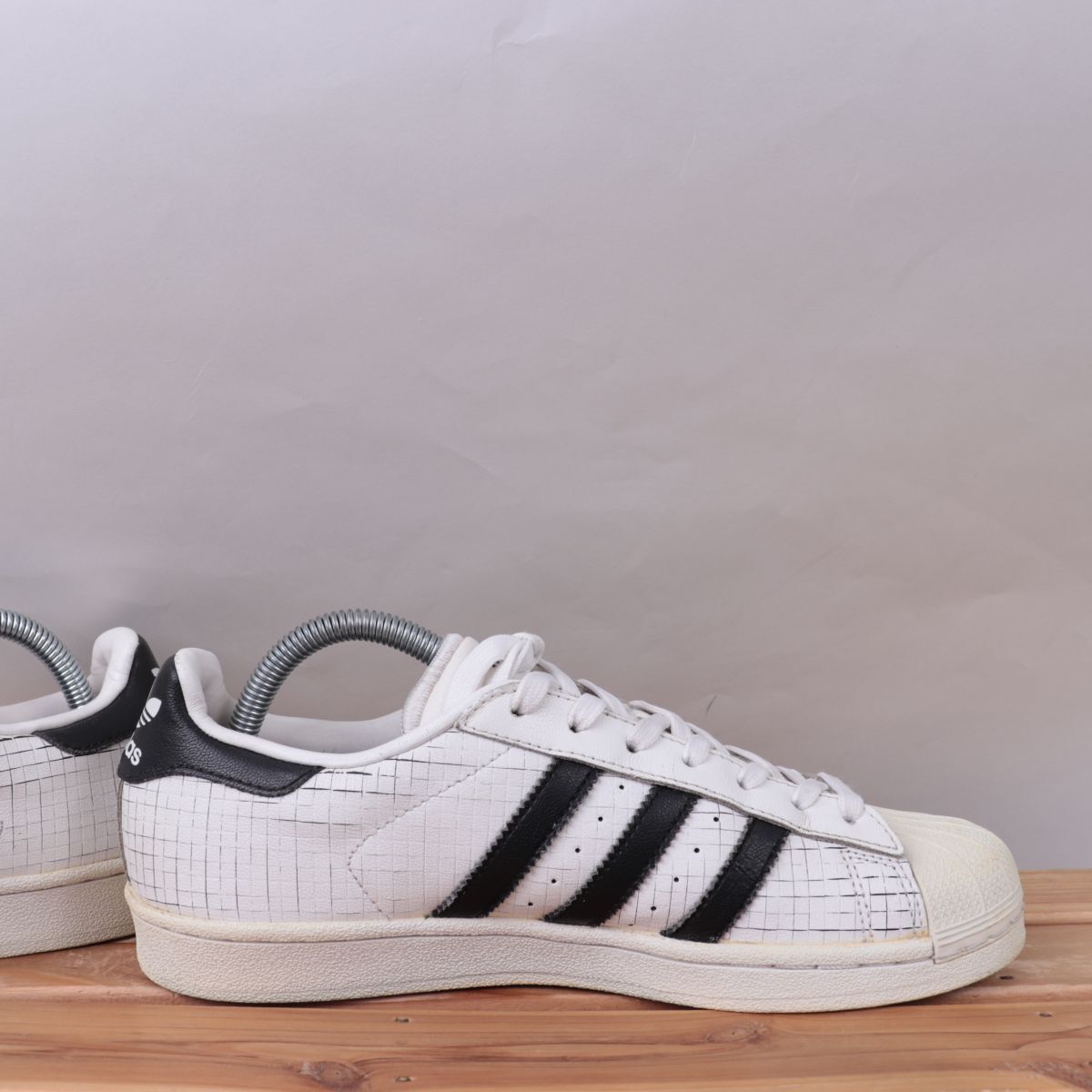 z1786 Adidas super Star US7 1/2 25.5cm/ белый белый чёрный черный adidas SUPERSTAR мужской спортивные туфли б/у