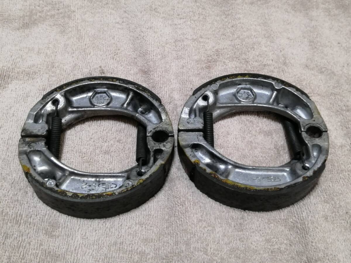 ジャイロキャノピー 2スト 後期 リアブレーキシュー3_画像1