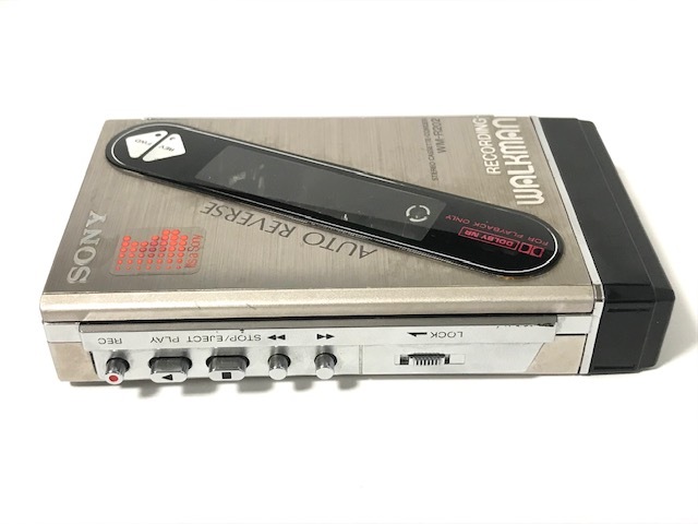 [美品][希少][美音][整備品] SONY ウォークマン WM-R202 電池ボックス付き シャンパンゴールド (カセットテープ 再生/録音)