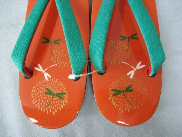 ★ 新品 女児 ゆかた用　下駄 涂り ★ 18.5cm ★ 送料無料　02