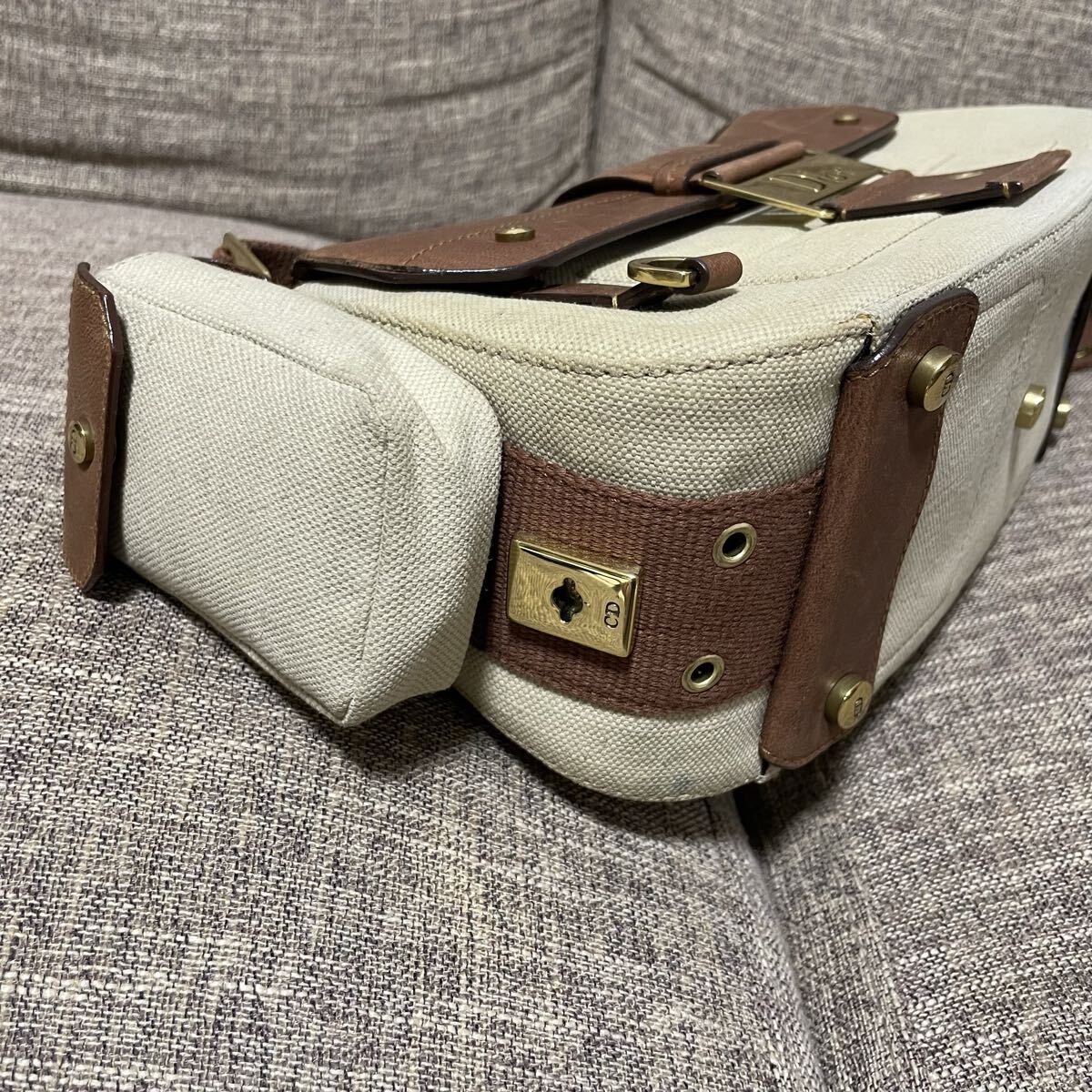 DIOR クリスチャン ディオール ショルダーバッグ レザー 金具 ゴールド 金 ストリートシック キャンバス ポーチ ブラウン トロッター