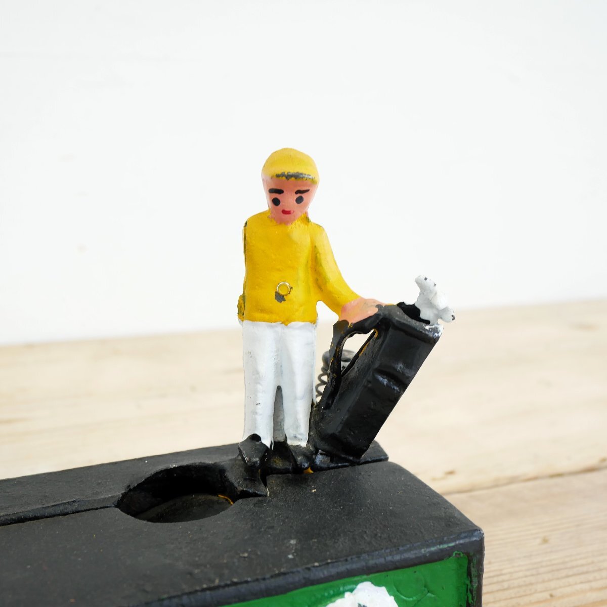 アメリカ ヴィンテージ 貯金箱 ジャンク品 / 鋳鉄制 コインバンク ゴルフ バーディパット バネ式 #510-10-242-400