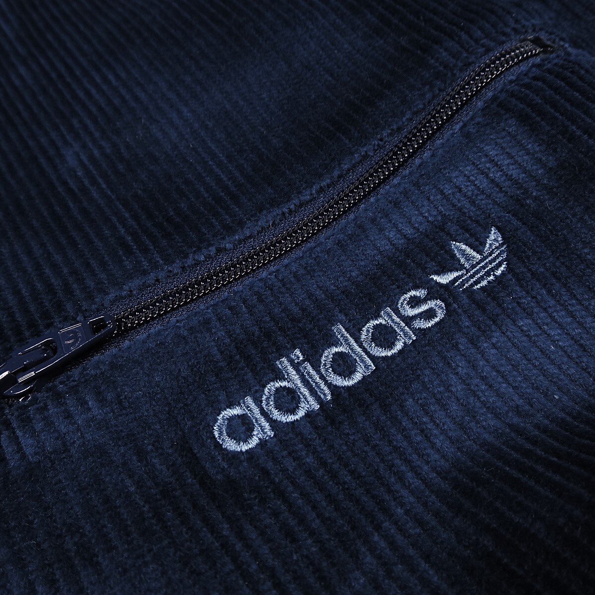 新品 ★ adidas originals アディダス オリジナルス コーデュロイ切り替えデザイン SST トラックトップ J88/600紺/XO【2XL】