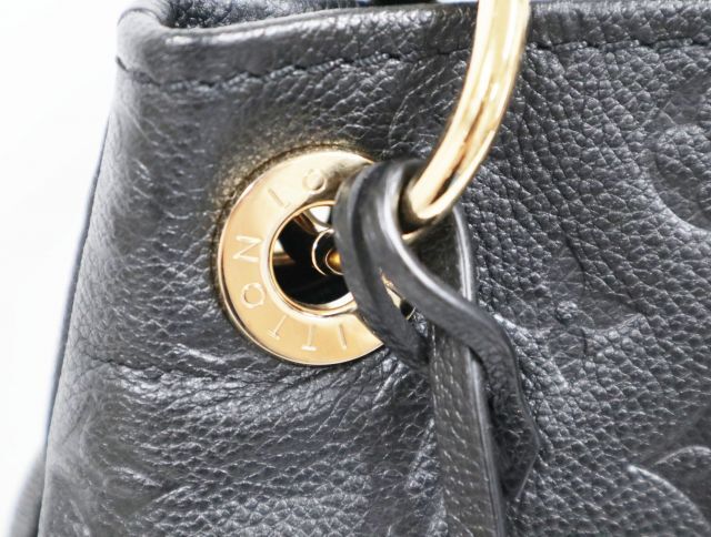 ルイヴィトン LOUIS VUITTON M41066 モノグラムアンプラント アーツィーMM ブラック ハンド 【中古】バッグ