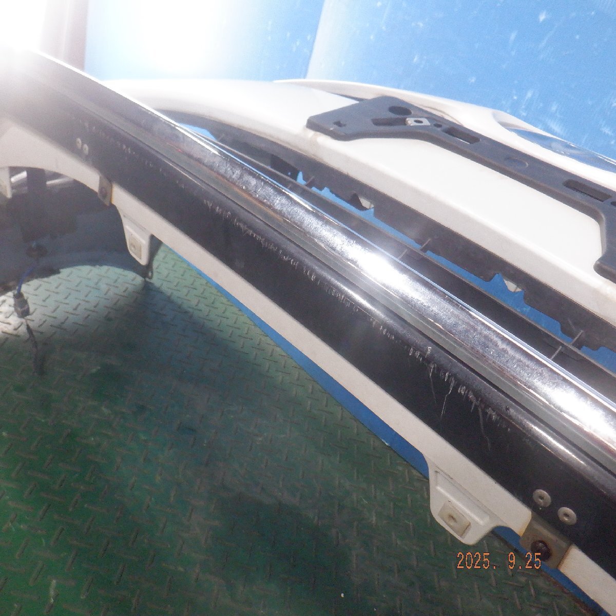 ☆プリウス/S　DAA-ZVW50　純正　フロントバンパー(モデリスタ仕様)?。?4260　※個人宅発送不可